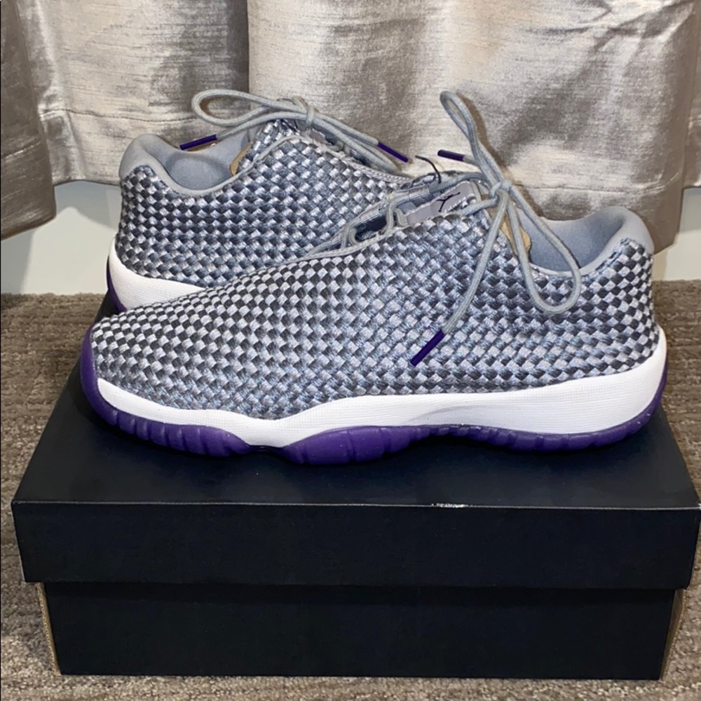 Air Jordan Low Futures